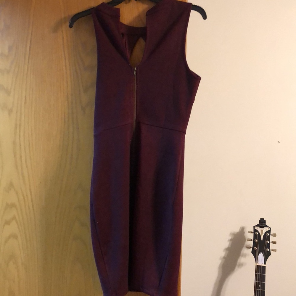 Dress - Picture 2 of 2